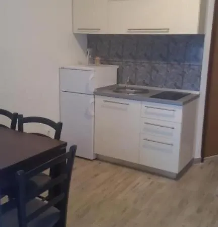 Ines Apartman *