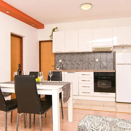 Apartman Ines Biograd na Moru