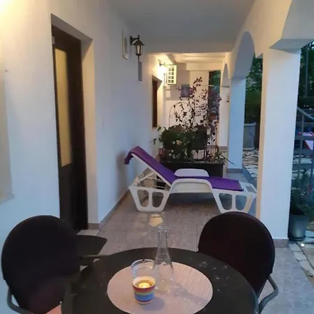 Ines Apartman