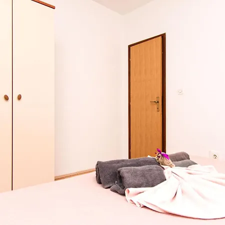 Apartman Ines *