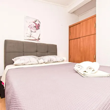 Ines Apartman Biograd na Moru